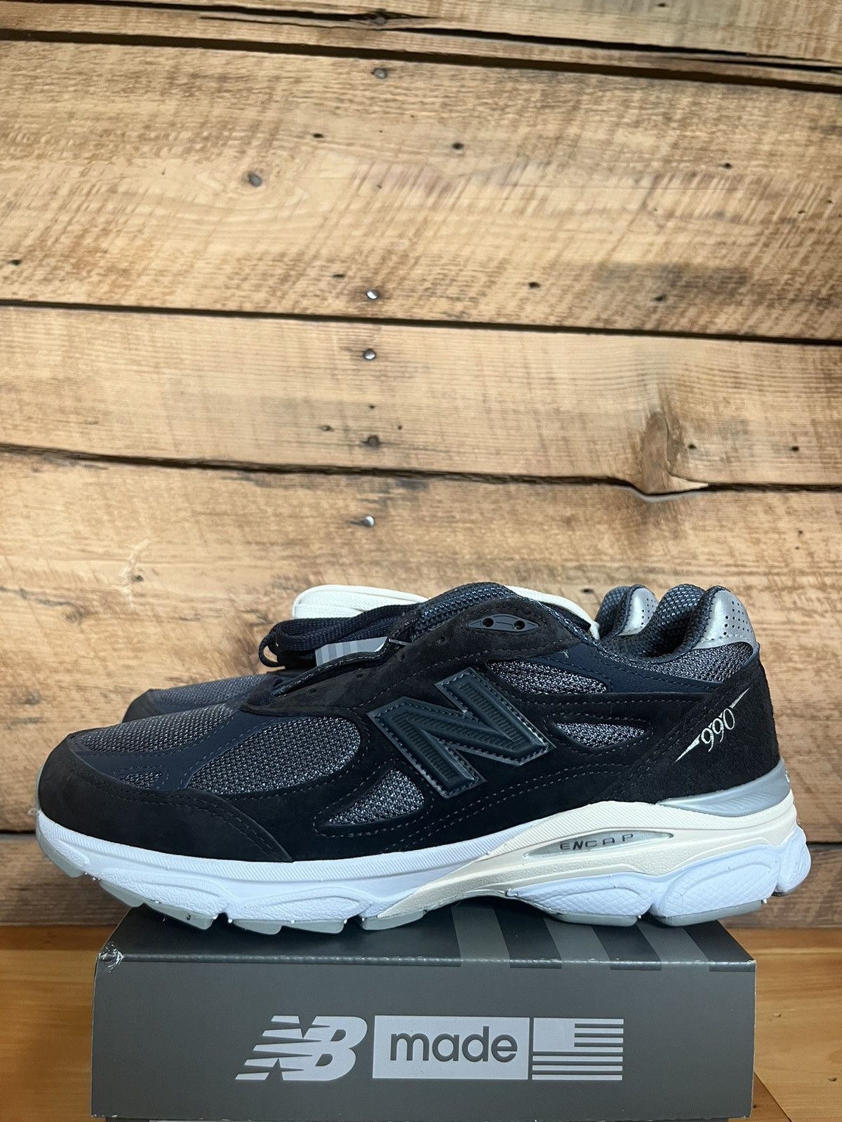 New Balance New Balance x Kith 990v3 Genesis Made In USA Ronnie Fieg Size US 9 / EU 42 - 3 Thumbnail