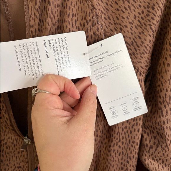 Athleta Athleta Salutation Jacket Leopard Print brown size small NWT Size S / US 4 / IT 40 - 9 Thumbnail