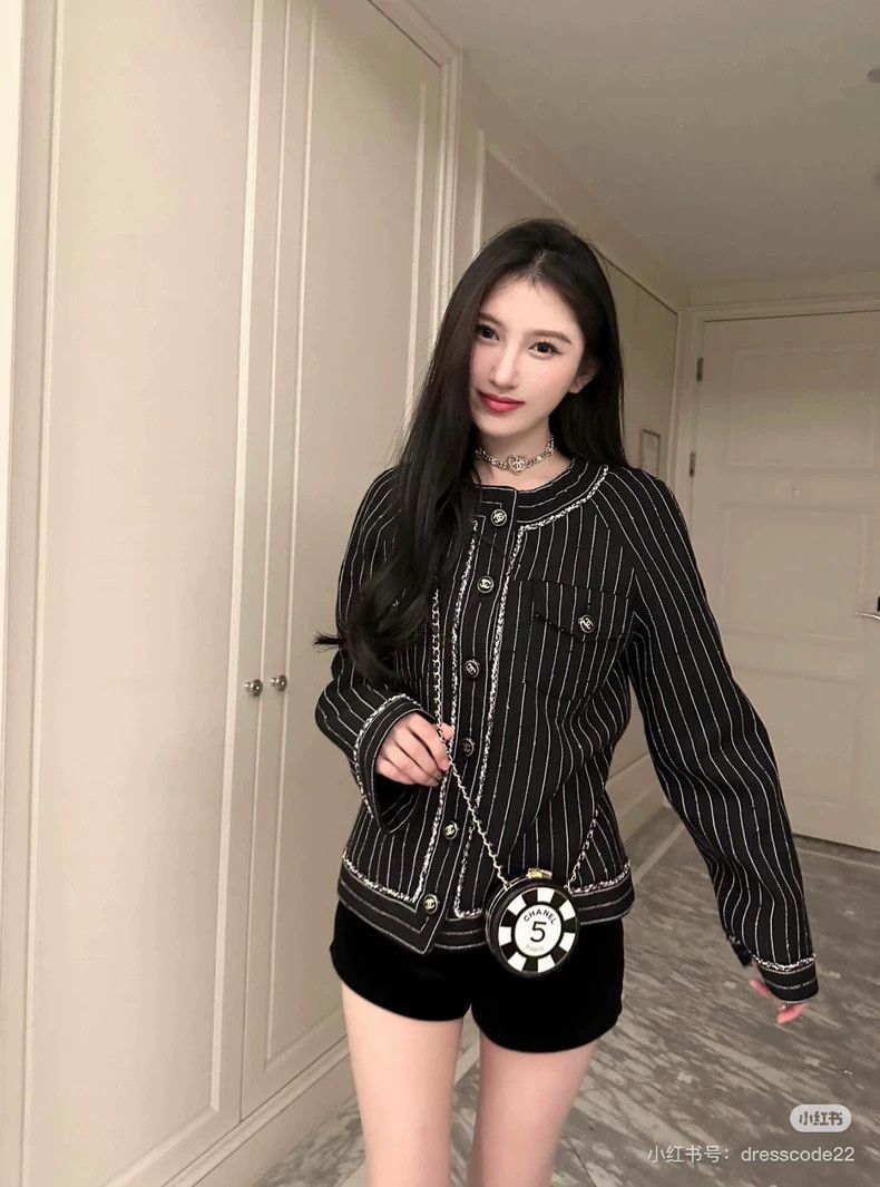 Chanel Chanel 23p black round neck pink white striped jacket Size XXS / US 00 / IT 34 - 9 Thumbnail