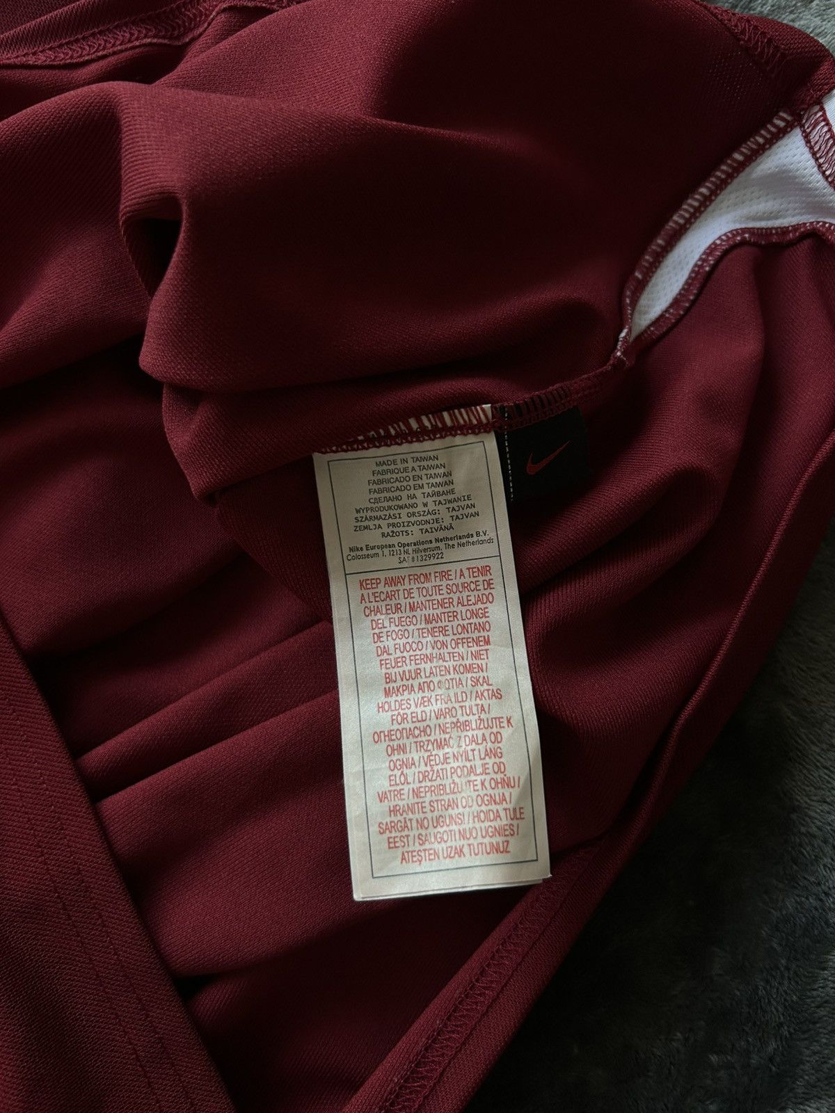 Nike nike sparta prague burgundy soccer jersey Size US XL / EU 56 / 4 - 6 Thumbnail