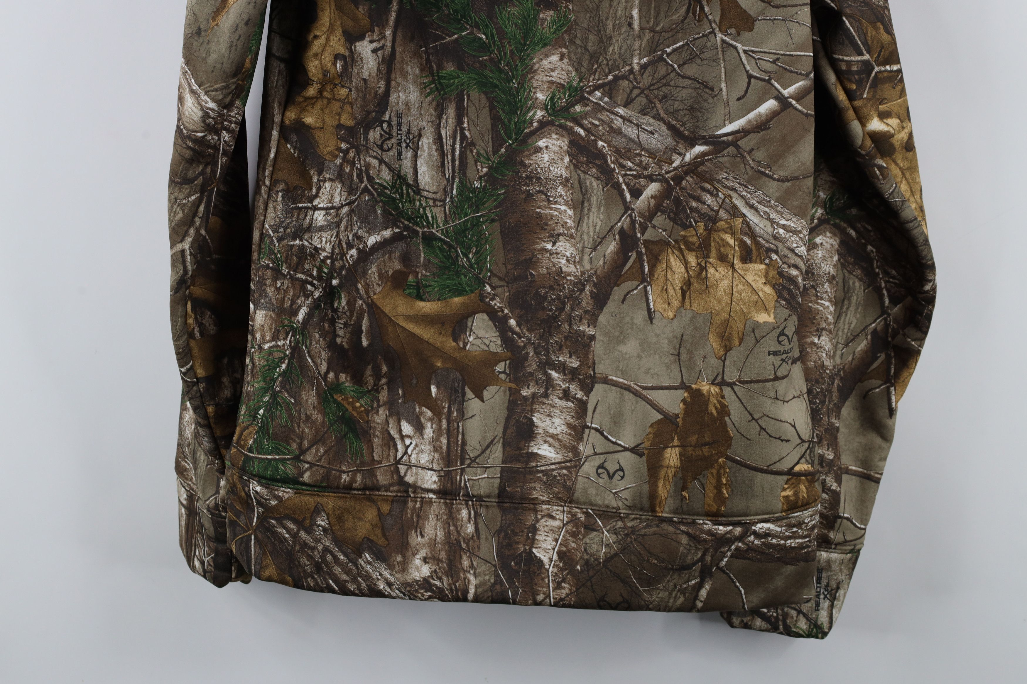 Under Armour × Vintage Under Armour Big Logo Realtree Camouflage Hoodie Sweatshirt Size S / US 4 / IT 40 - 11 Thumbnail