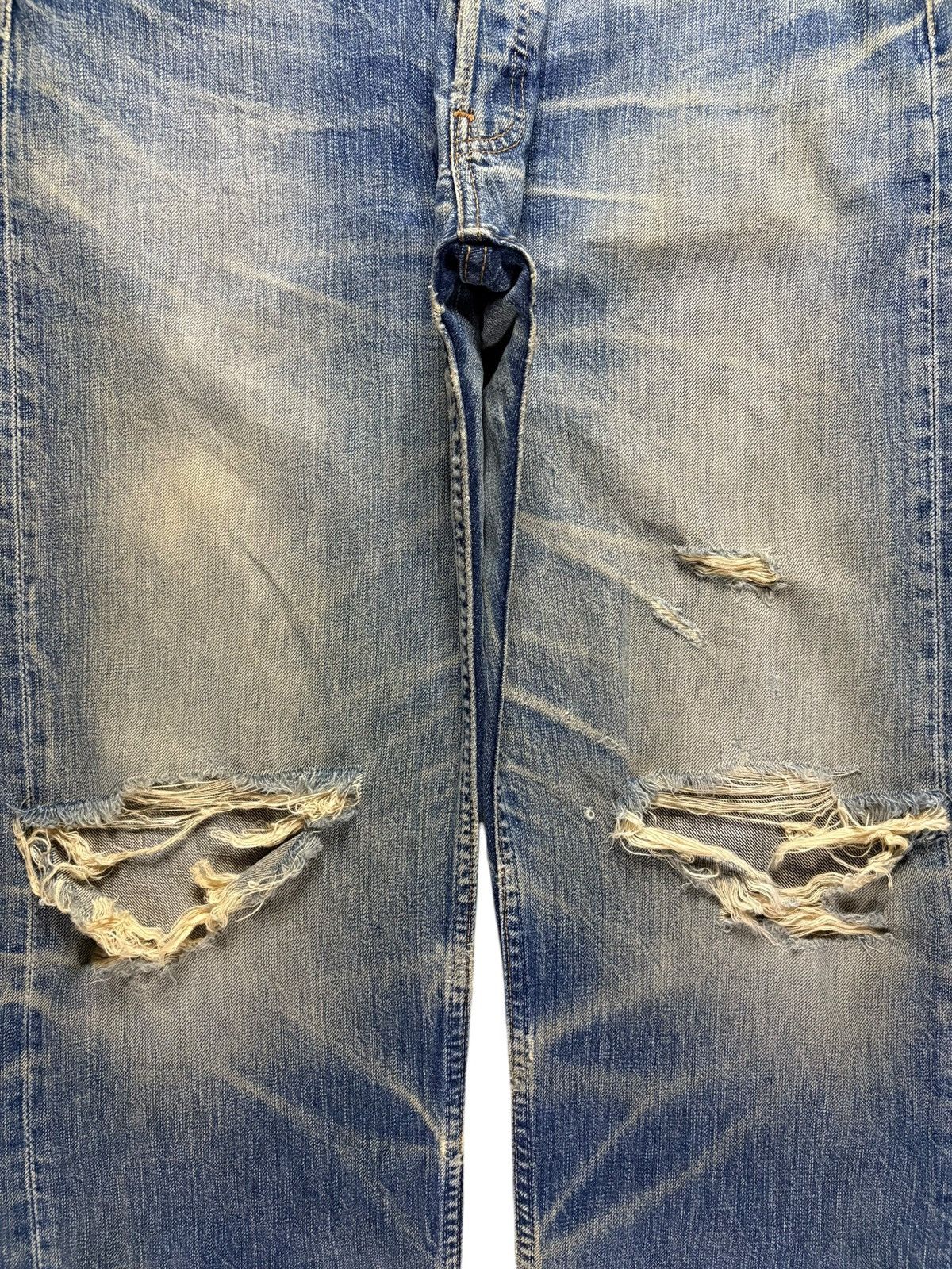 Levi's Vintage 90s Levis 501 Rusty Mud Wash Ripped Loose Jeans Size US 33 - 5 Thumbnail