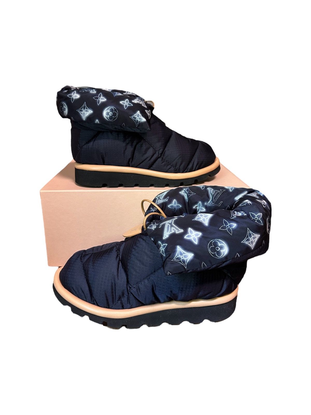 Louis Vuitton Louis Vuitton Pillow Comfort Ankle Boots Size US 6 / IT 36 - 1 Thumbnail