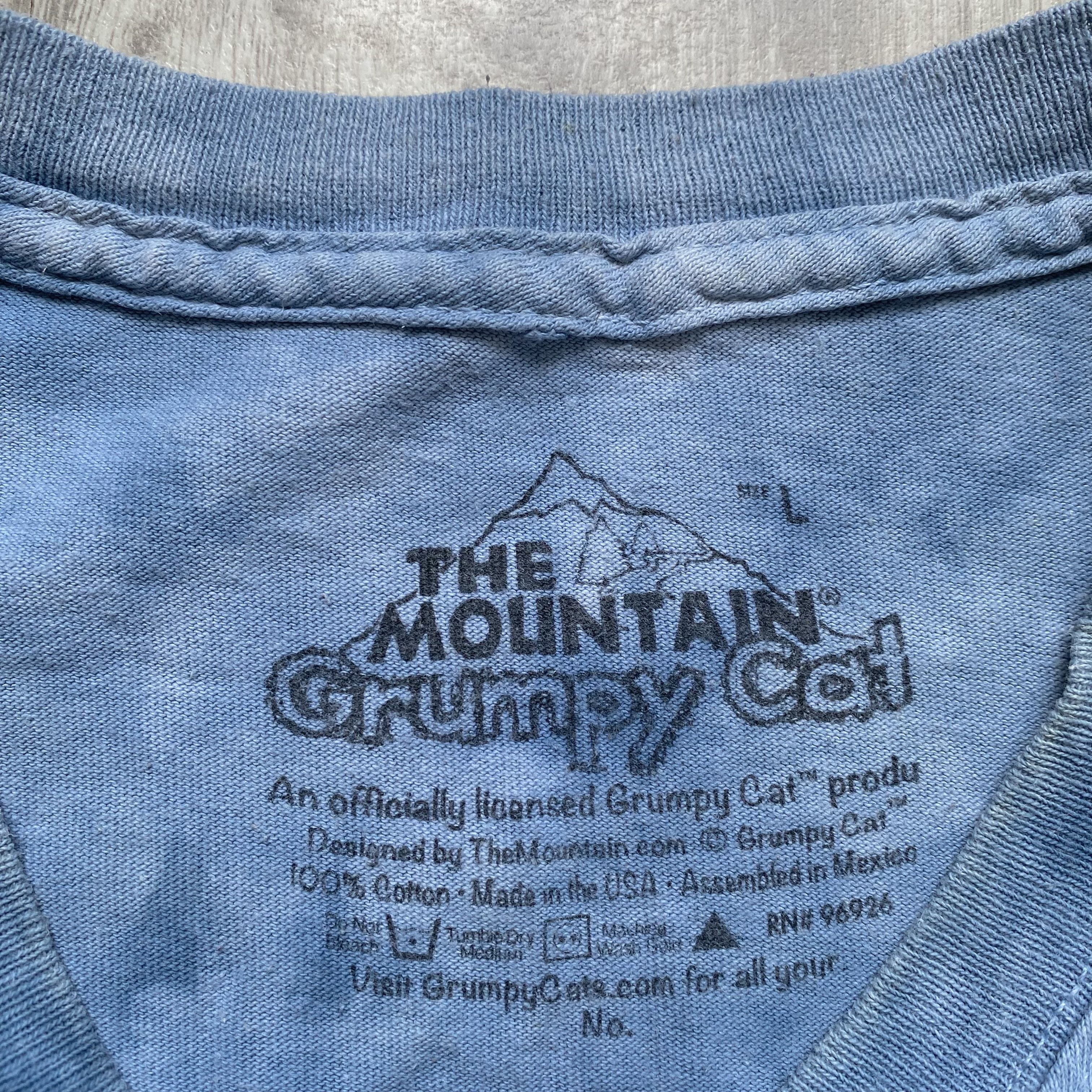 Vintage 🐈‍⬛Vintage 90s Animal Cat Overprint Tee Tie dye Mountain Size US L / EU 52-54 / 3 - 6 Thumbnail
