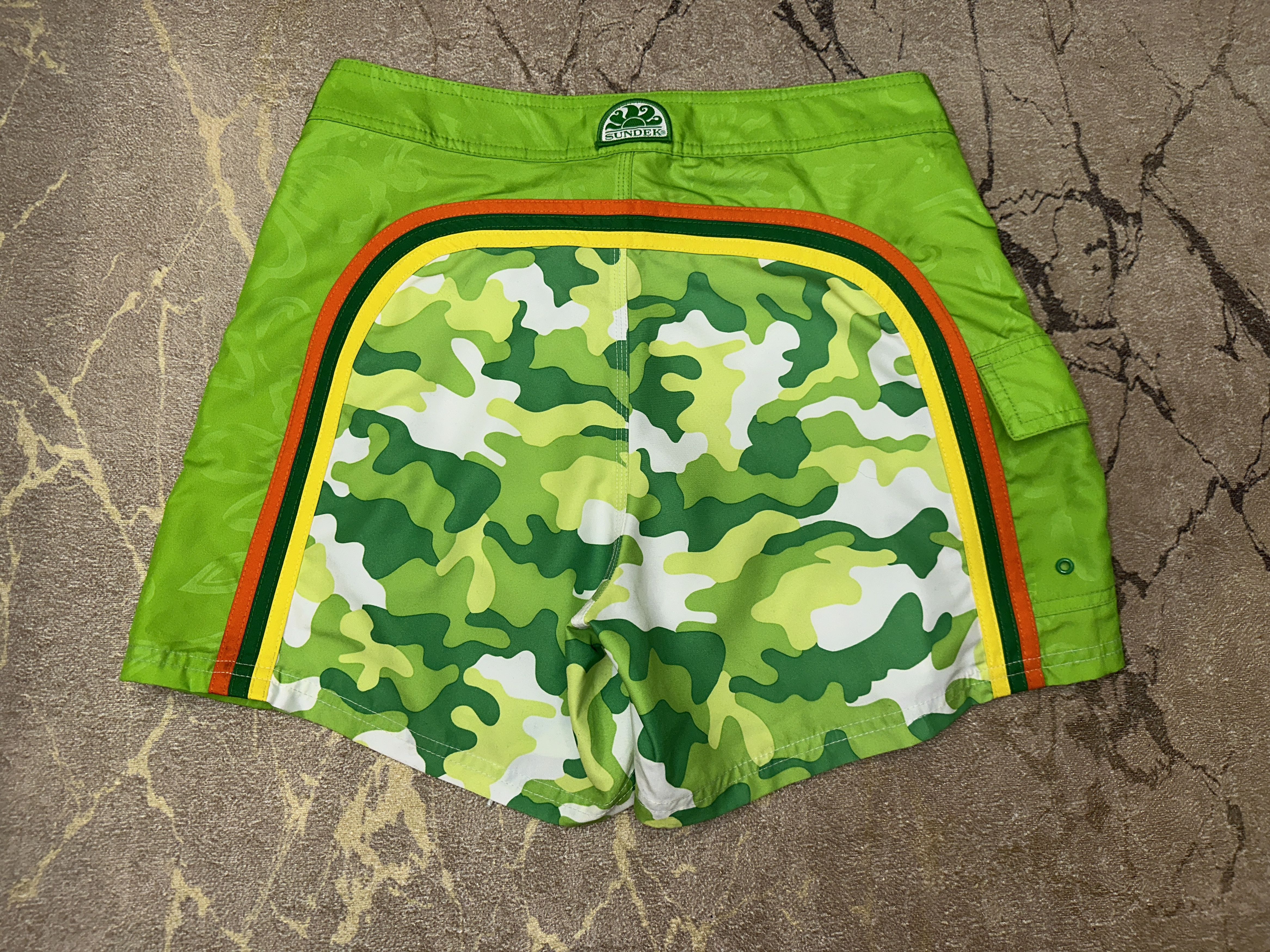 Sundek Sundek 29 Camouflage Beach Shorts Trunks BathSuit Size 29 S Size US 29 - 9 Thumbnail