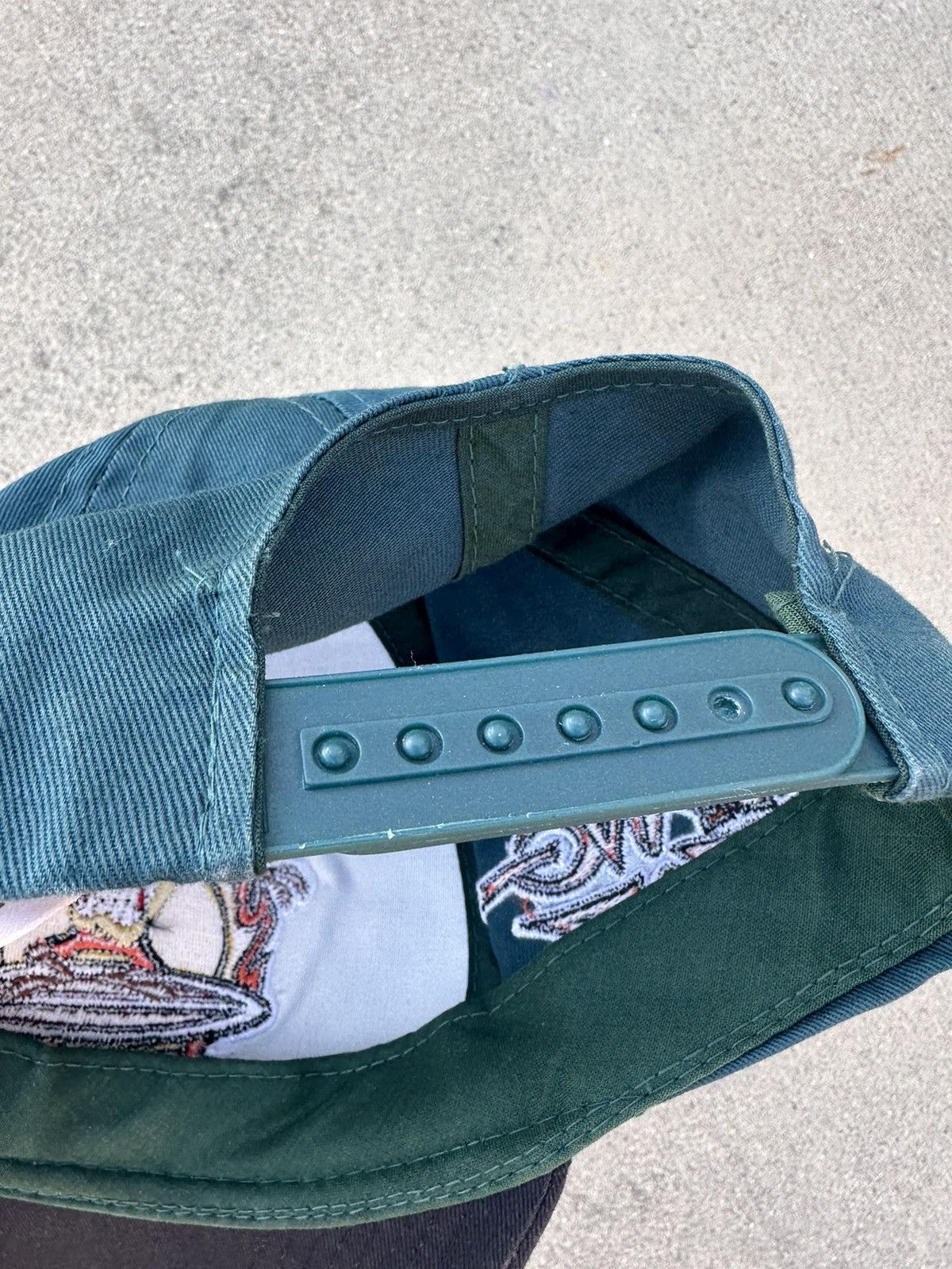 Vintage × Warner Bros Vintage Taz Hat SnapBack 90s Looney Tunes Dad Tasmanian Size ONE SIZE - 6 Thumbnail