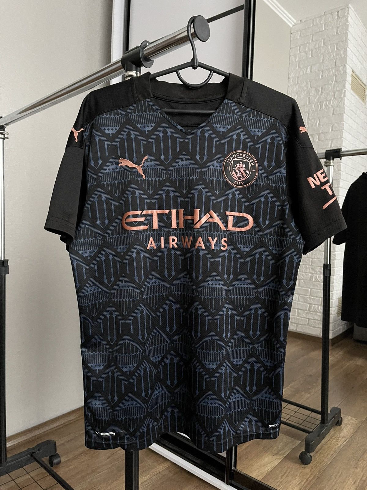 Puma 2020/2021 Puma Manchester City Soccer Shirt Kit Jersey Tee Size US M / EU 48-50 / 2 - 3 Thumbnail