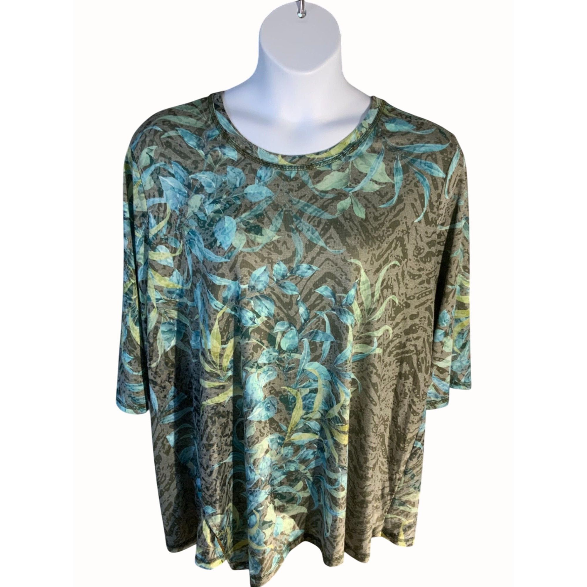 Designer Catherines Womens 0X Top Tropical Print Scoop Neck Quarter S Size XL / US 12-14 / IT 48-50 - 1 Thumbnail