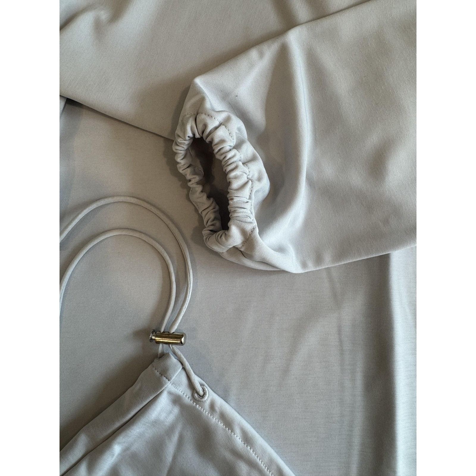 Club Monaco Club Monaco Womens XS Light Gray V Neck Adjustable Top Size XS / US 0-2 / IT 36-38 - 7 Thumbnail