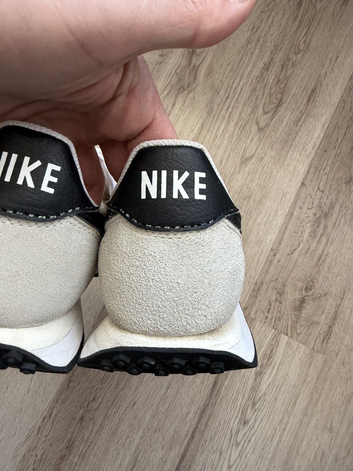 Nike Nike Waffle Trainer 2 WhiteBlack US 9.5 UK 8.5 Classic Retro Size US 9.5 / EU 42-43 - 10 Thumbnail
