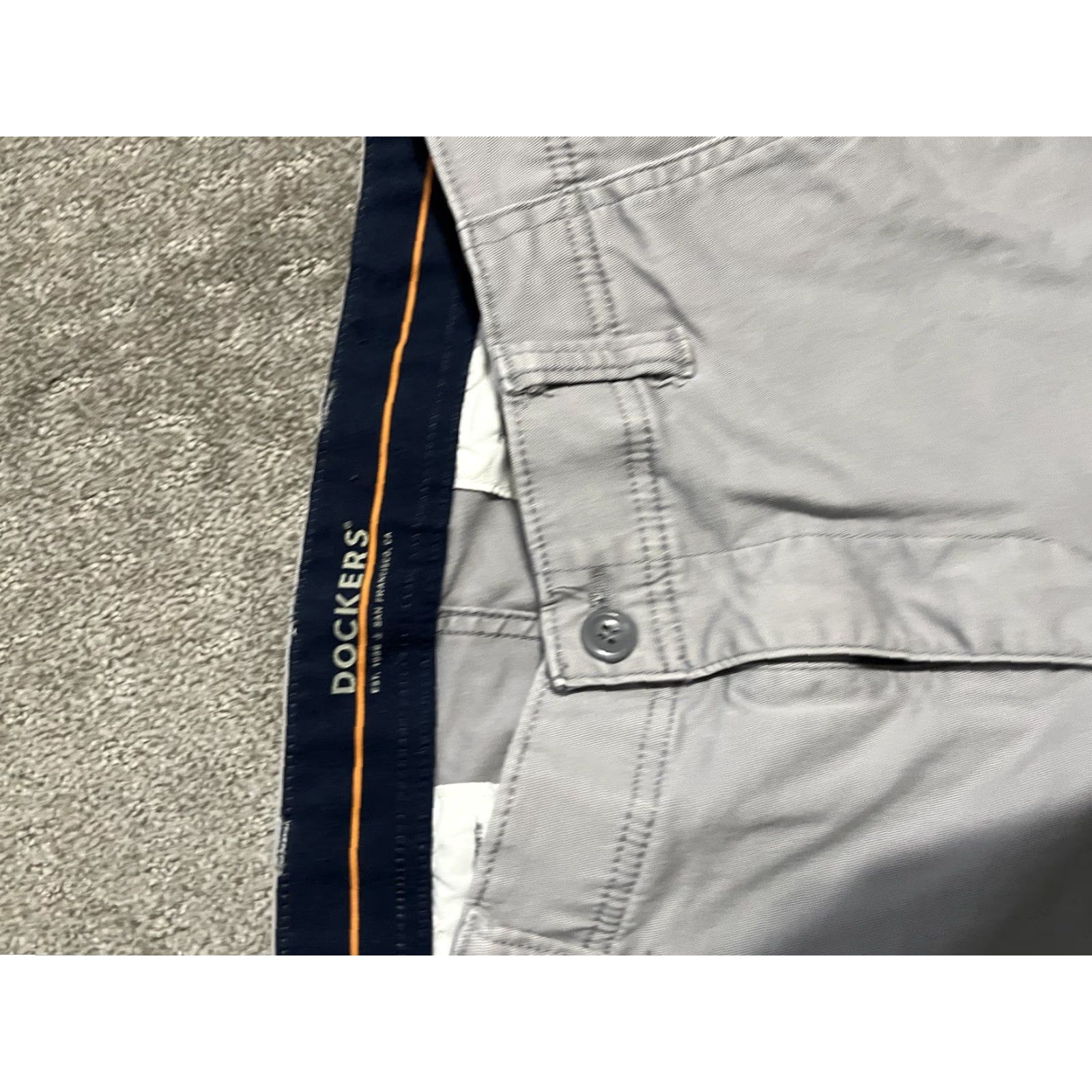 Dockers Dockers Men Shorts Bermuda 32 Gray Solid Cotton Pockets Casual Classic Size US 32 / EU 48 - 3 Thumbnail