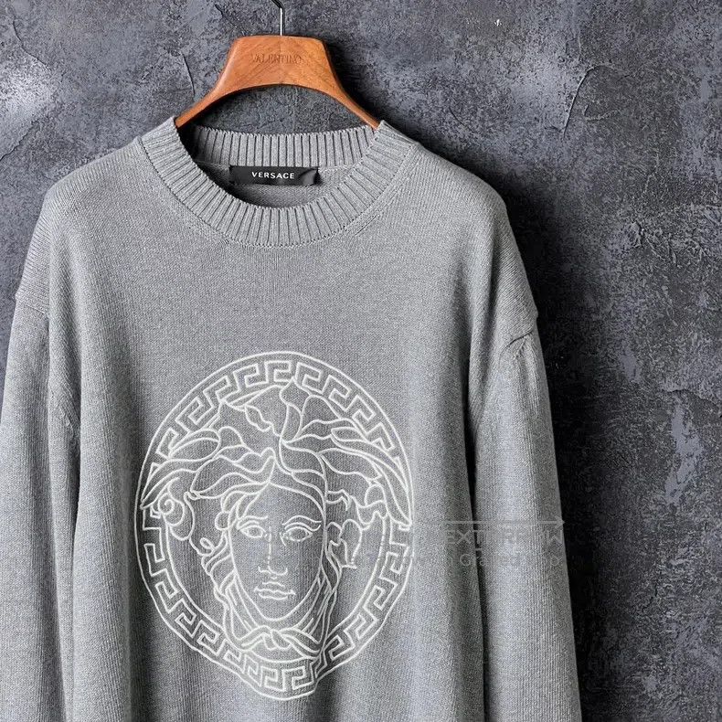 Versace Versace Medusa back pattern embroidered cotton sweater Size US L / EU 52-54 / 3 - 3 Thumbnail