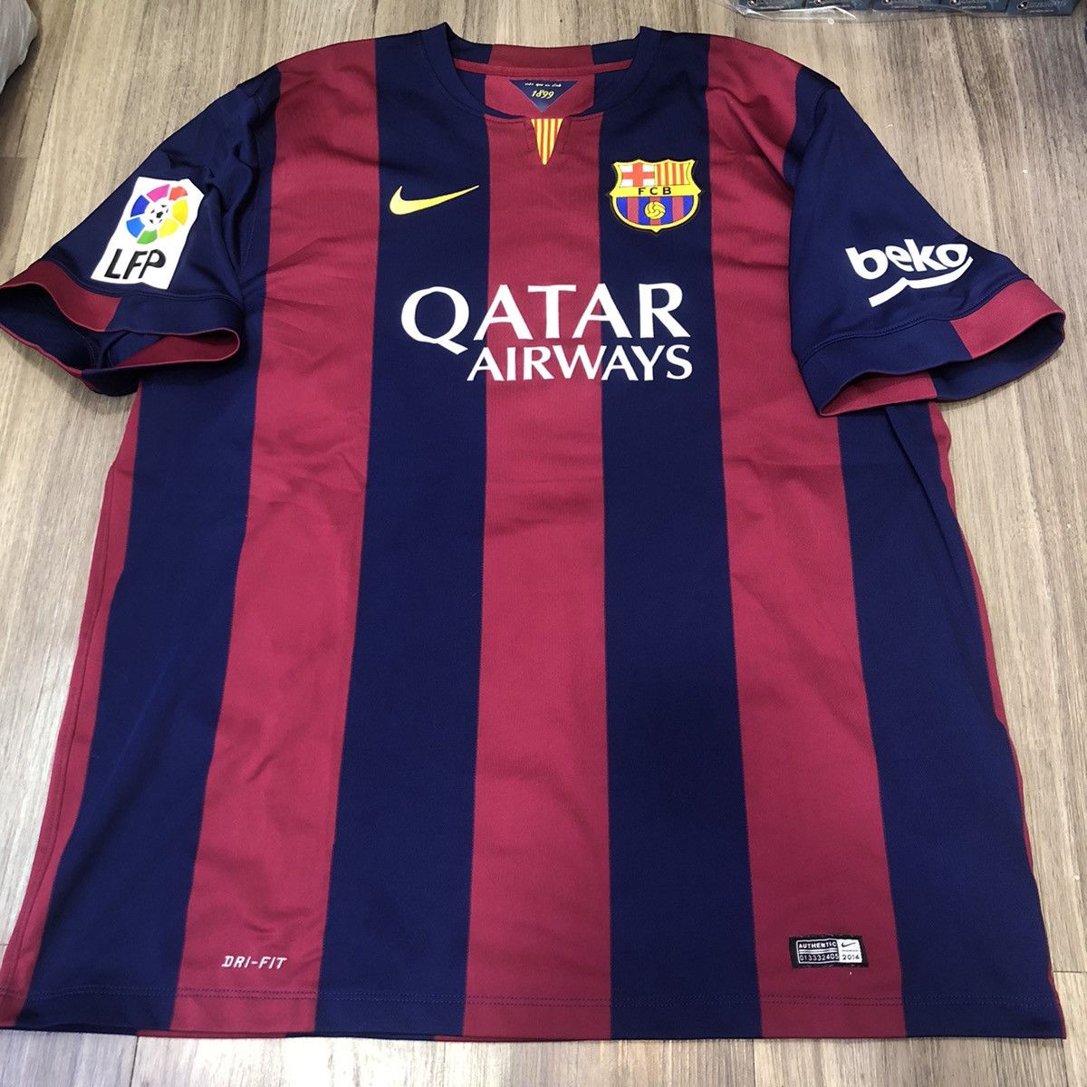 Barcelona 14/15 home shirt #9 Suarez