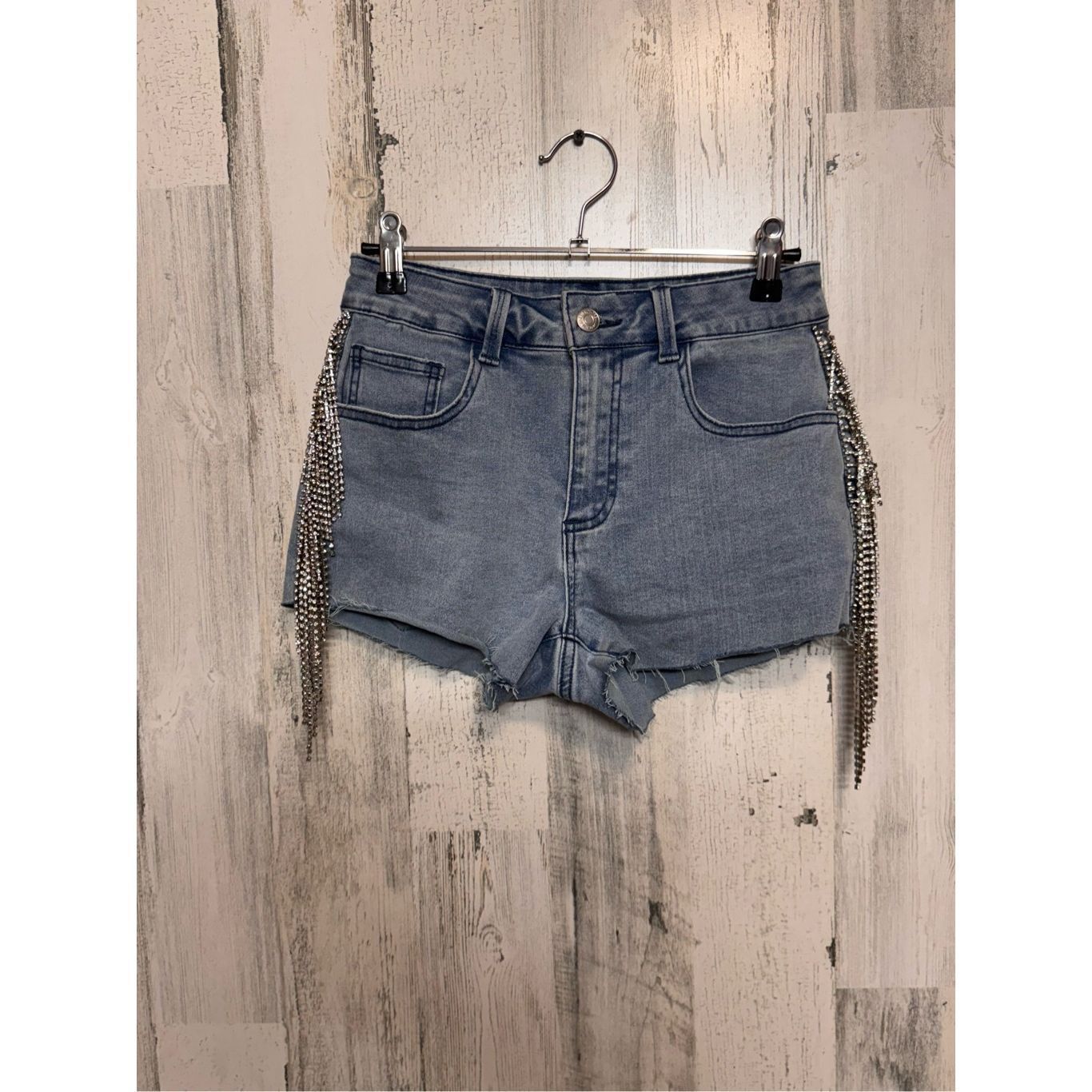 Forever 21 Forever 21 Rhinestone Fringe High-Rise Denim Shorts Size 26 Size 26" / US 2 / IT 38 - 3 Thumbnail