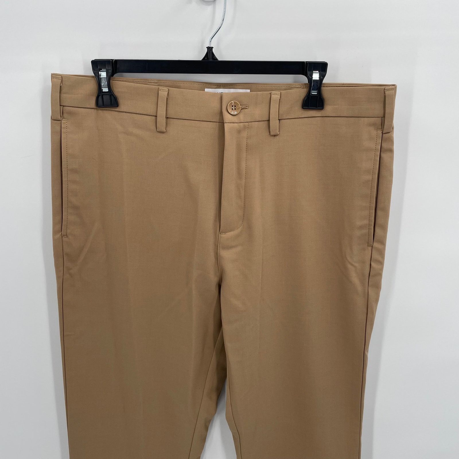 TravisMathew Baubax Men's Athletic Chino Khaki Pants // 34x32 Size US 34 / EU 50 - 5 Thumbnail