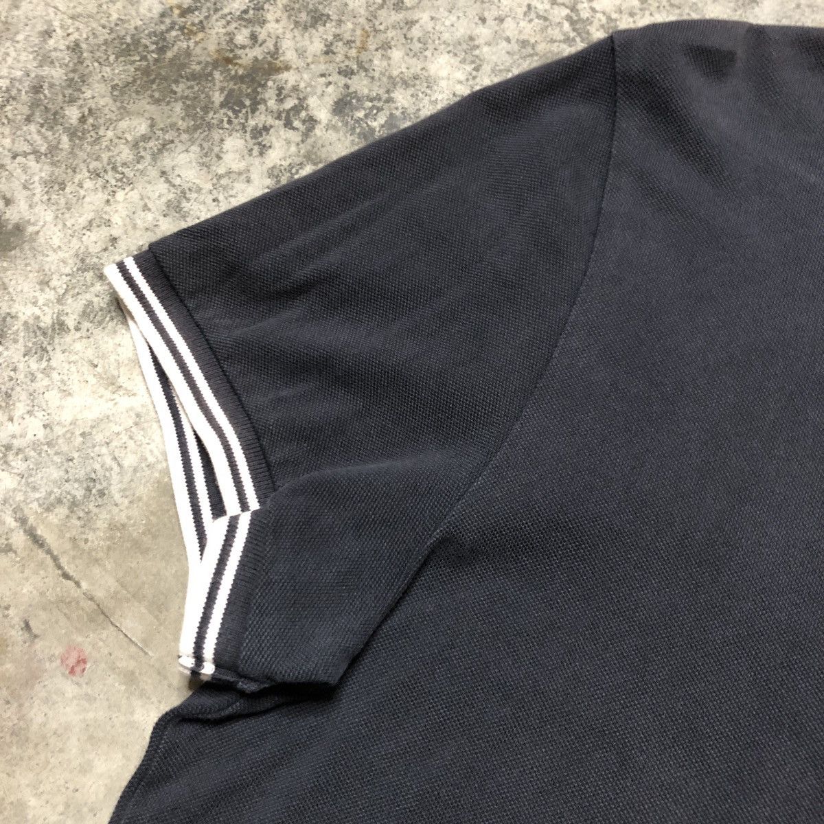 Moncler Moncler Polo Tee Size XL / US 12-14 / IT 48-50 - 4 Thumbnail