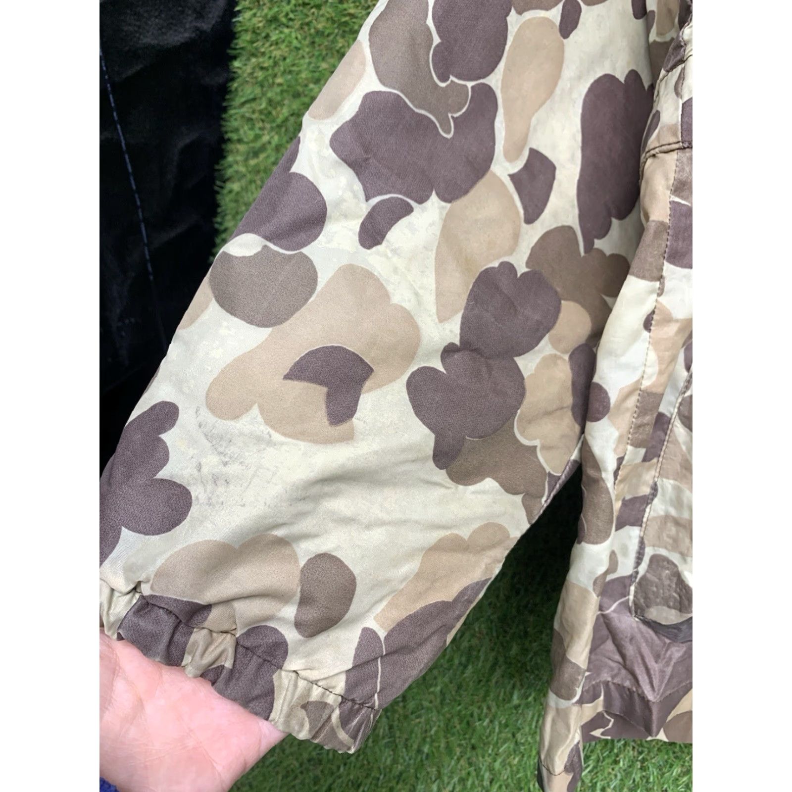 Vintage VINTAGE Columbia Gore-Tex Hunting Jacket Mens L Hooded Duck Camo Size US L / EU 52-54 / 3 - 4 Thumbnail