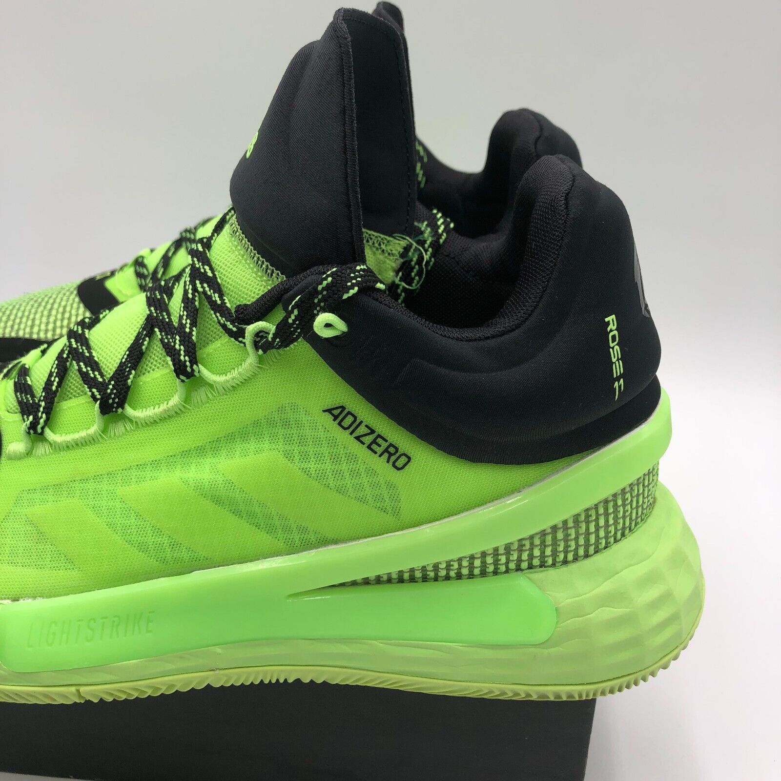 Adidas Size 8.5 - adidas D Rose 11 Signal Green Size US 8.5 / EU 41-42 - 10 Thumbnail