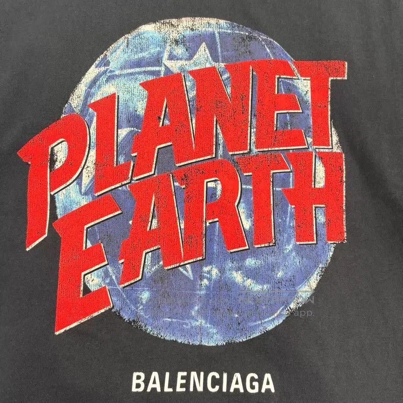 Balenciaga Balenciaga Black earth print hole short-sleeved Size US M / EU 48-50 / 2 - 6 Thumbnail