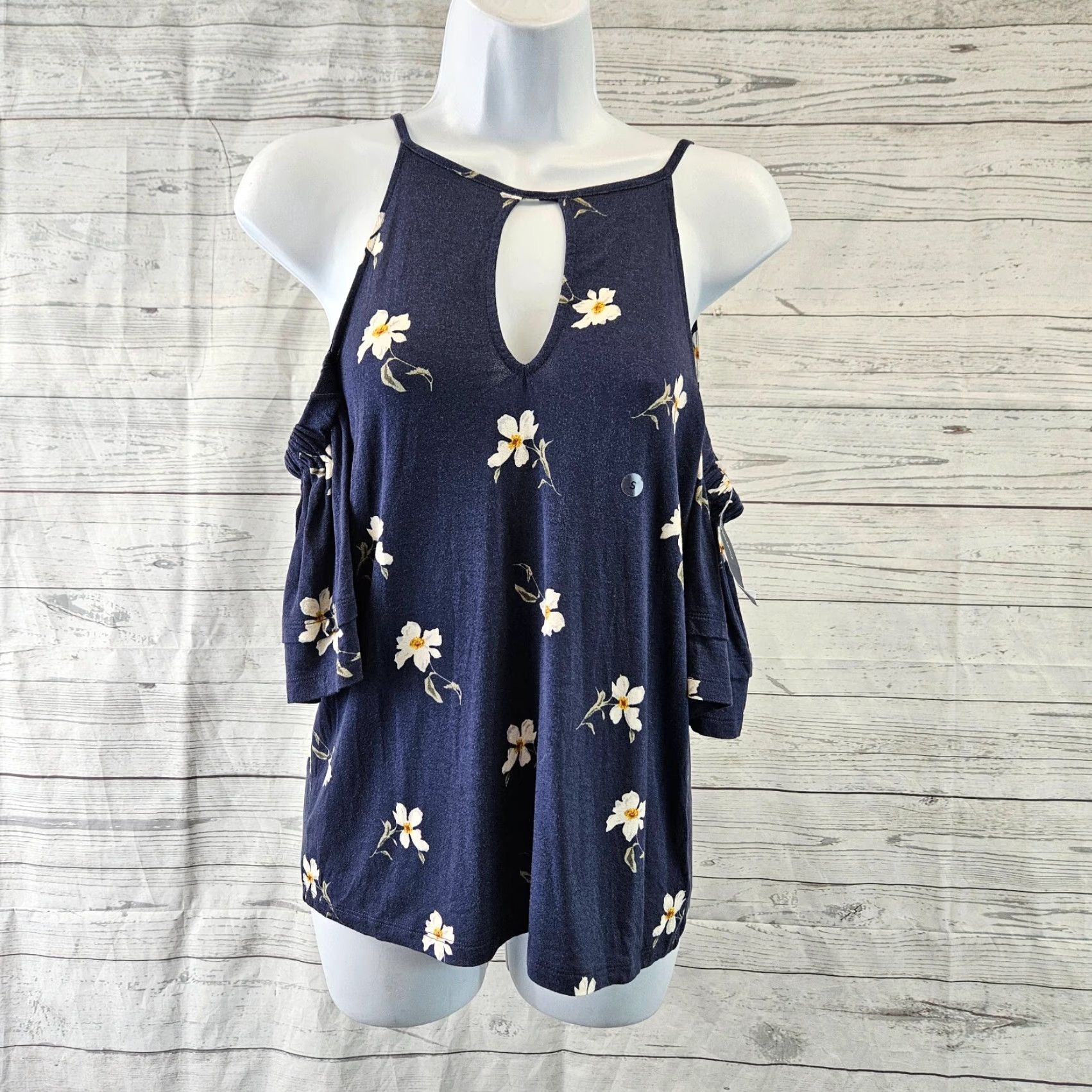 American Eagle Outfitters American Eagle Womens Blouse Short Sleeve Floral Cold Shoulder Size S Blue Crepe Top Size S / US 4 / IT 40 - 2 Thumbnail