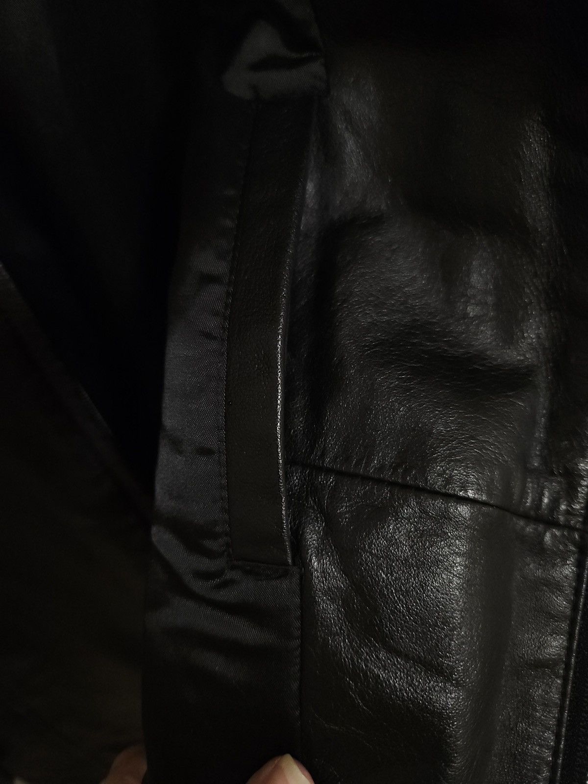 Danier × Vintage Danier Genuine Leather Raglan Sleeves Black Jacket / 42~44 Size M / US 6-8 / IT 42-44 - 13 Thumbnail