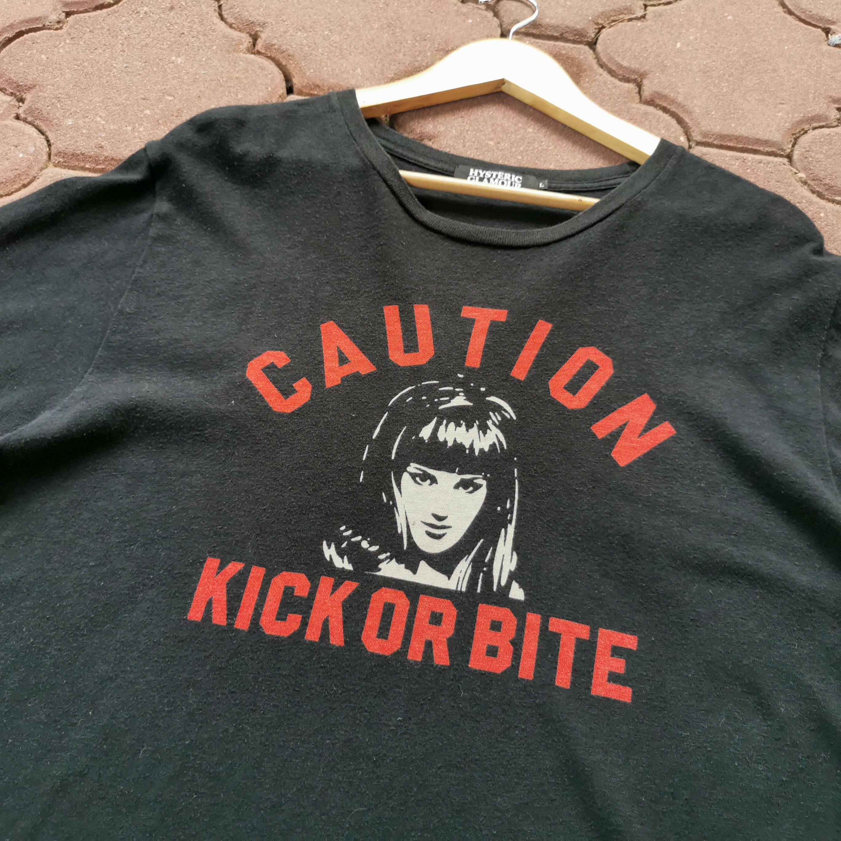Hysteric Glamour Hysteric Glamour Kick or Bite Japanese Brand T-shirt Size US L / EU 52-54 / 3 - 2 Thumbnail