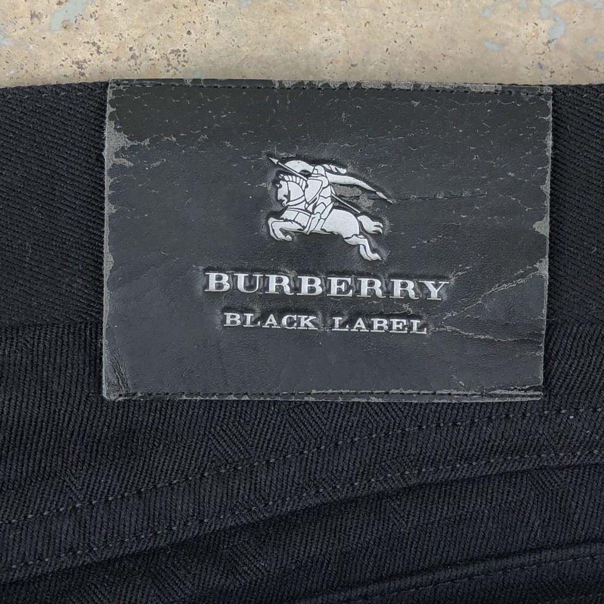 Burberry Burberry Black Label Black Checked Novacheck Short Pants Size US 34 / EU 50 - 11 Thumbnail