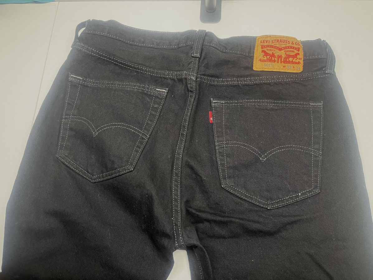 Levi's Black 501 Levi’s jeans Size US 33 - 3 Thumbnail