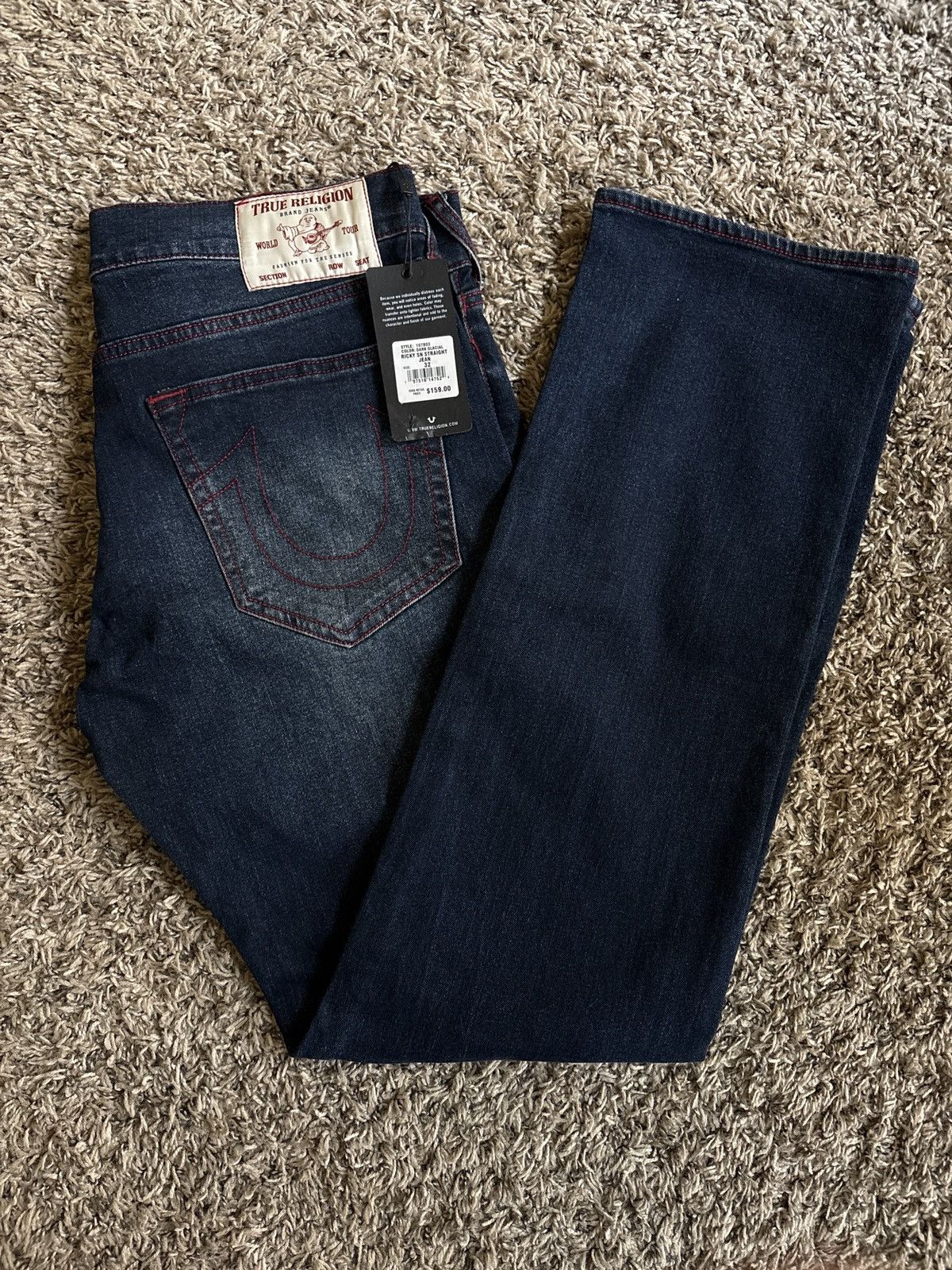 True Religion True Religion straight leg jeans Size US 32 / EU 48 - 1 Thumbnail