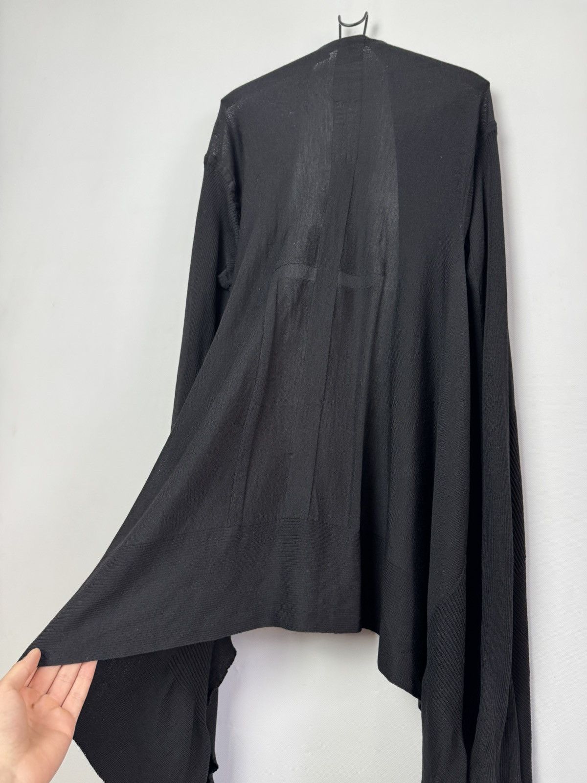 Rick Owens Rick Owens FW19 ‘LARRY’ Large Wrap Cardigan Size L / US 10 / IT 46 - 15 Thumbnail