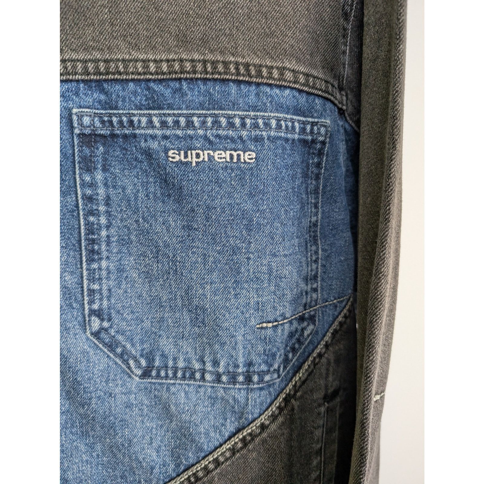 Supreme o1rshd1 Denim Jacket in Blue/Black Size US XL / EU 56 / 4 - 6 Thumbnail