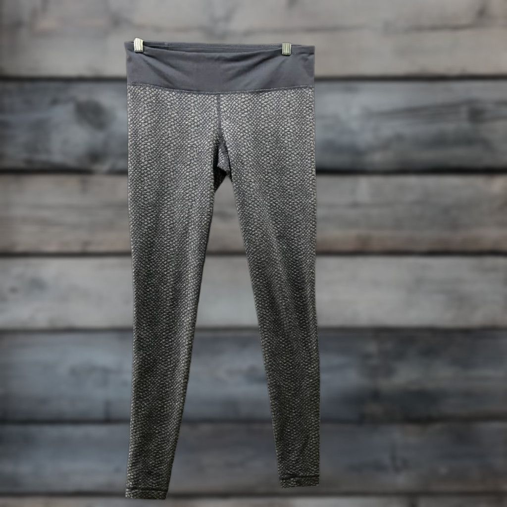 Under Armour Under Armour Active Leggings Womens M Gray Textured Full Length Yoga Gym Size 32" / US 10 / IT 46 - 1 Thumbnail