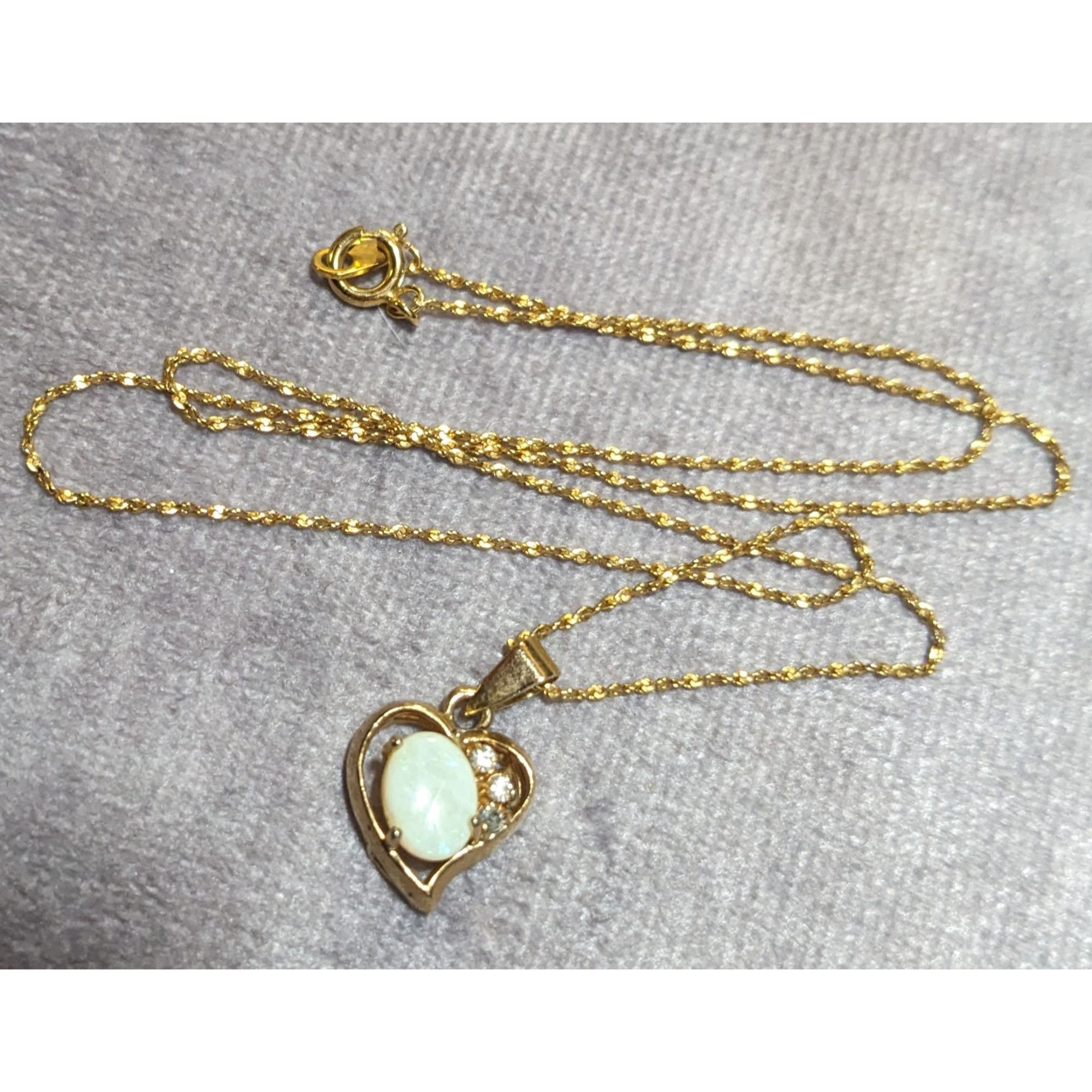 Other Nakagawa Corporation Gold Tone Opal Gemmed Heart Necklace Size ONE SIZE - 16 Thumbnail