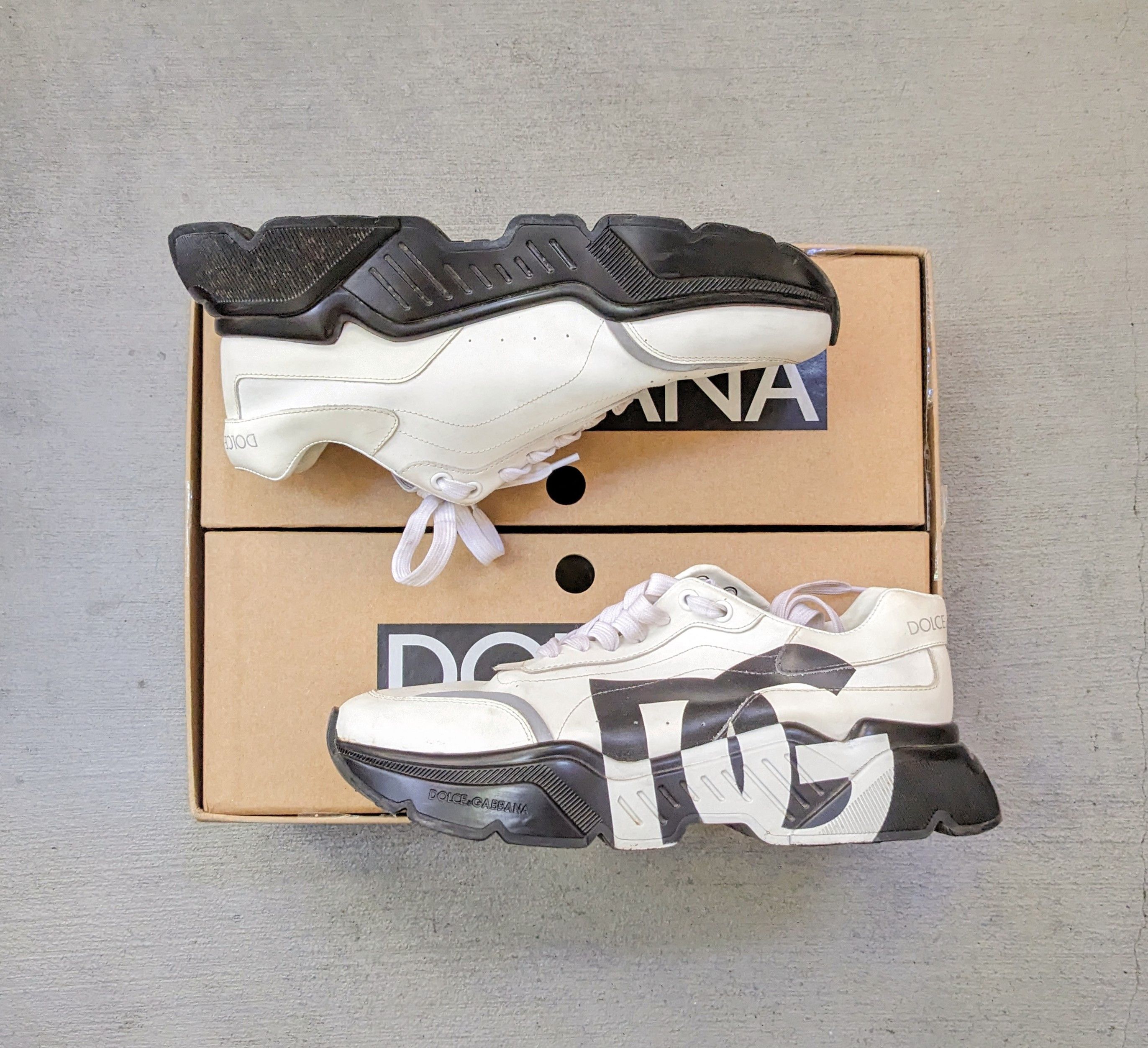 Dolce & Gabbana Dolce & Gabbana Daymaster Sneakers Size 10 White Leather Size US 10 / EU 43 - 1 Thumbnail