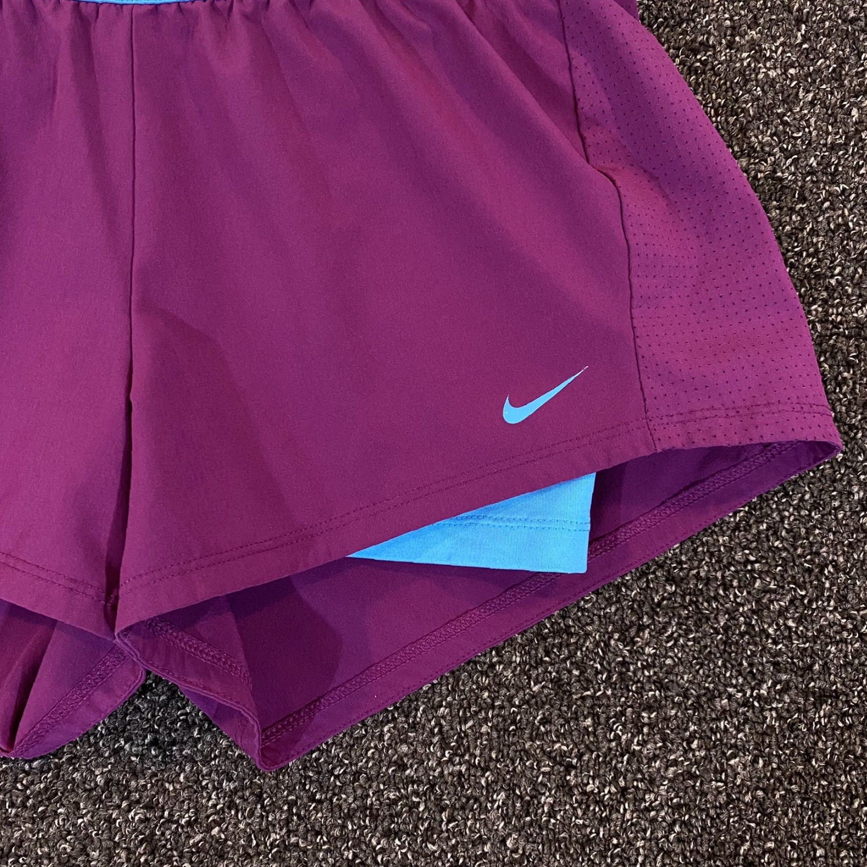 Nike Nike Shorts Womens Medium 30” Waist Lined Blue Purple 3” Inseam Running Workout Womens Size 32" / US 10 / IT 46 - 3 Thumbnail