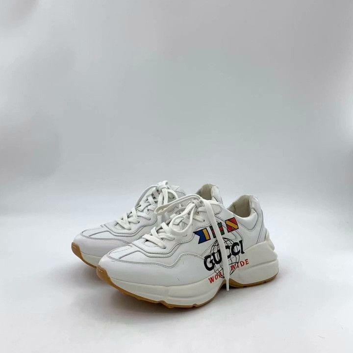 Gucci Gucci White Logo Lace-Up Sneakers Size US 7 / IT 37 - 1 Thumbnail