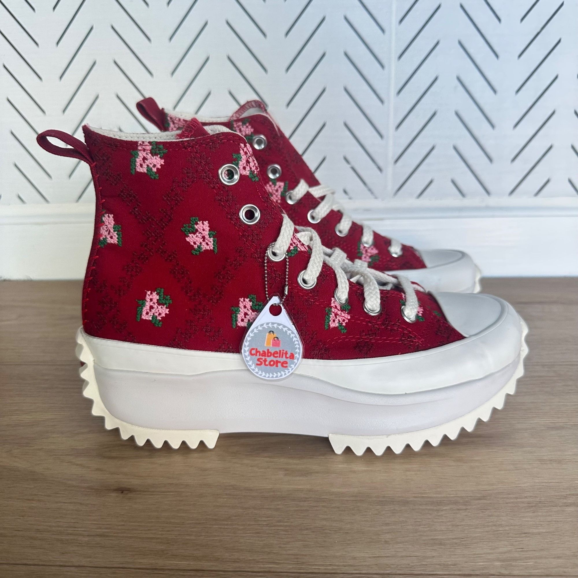 Converse ✨Converse Run Star Hike Sz 6 Men's shoes Cross Stitch Roses Size US 6 / EU 39 - 1 Thumbnail