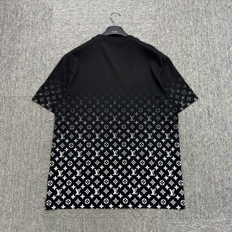 Louis Vuitton Louis Vuitton Black and White Gradient Tshirt-2506 Size US XL / EU 56 / 4 - 2 Thumbnail