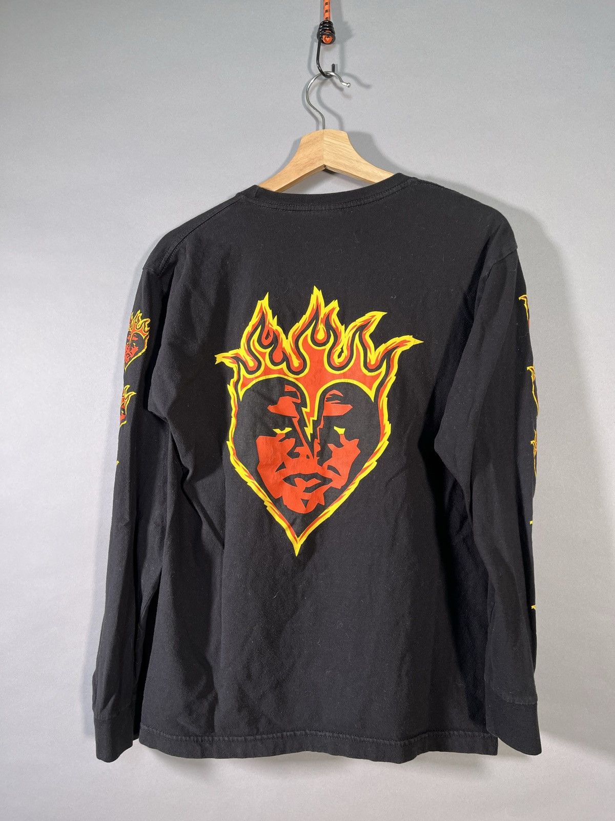 Affliction Y2K Obey Andre the Giant “Flaming Heart” Longsleeve Size US M / EU 48-50 / 2 - 5 Thumbnail