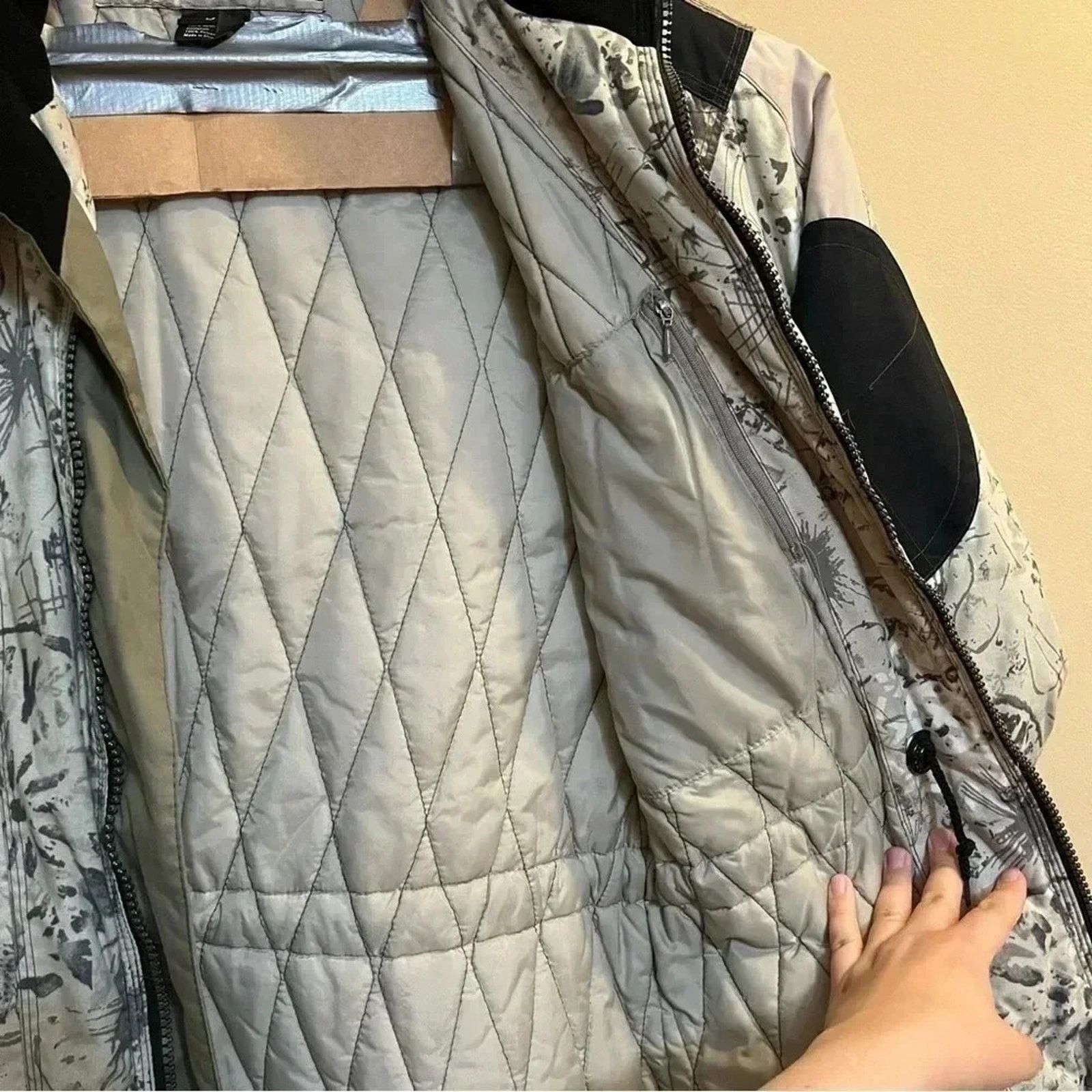 Obermeyer Obermeyer Women’s Sz S Ski Snowboard Jacket Bohemian Design Size S / US 4 / IT 40 - 12 Thumbnail
