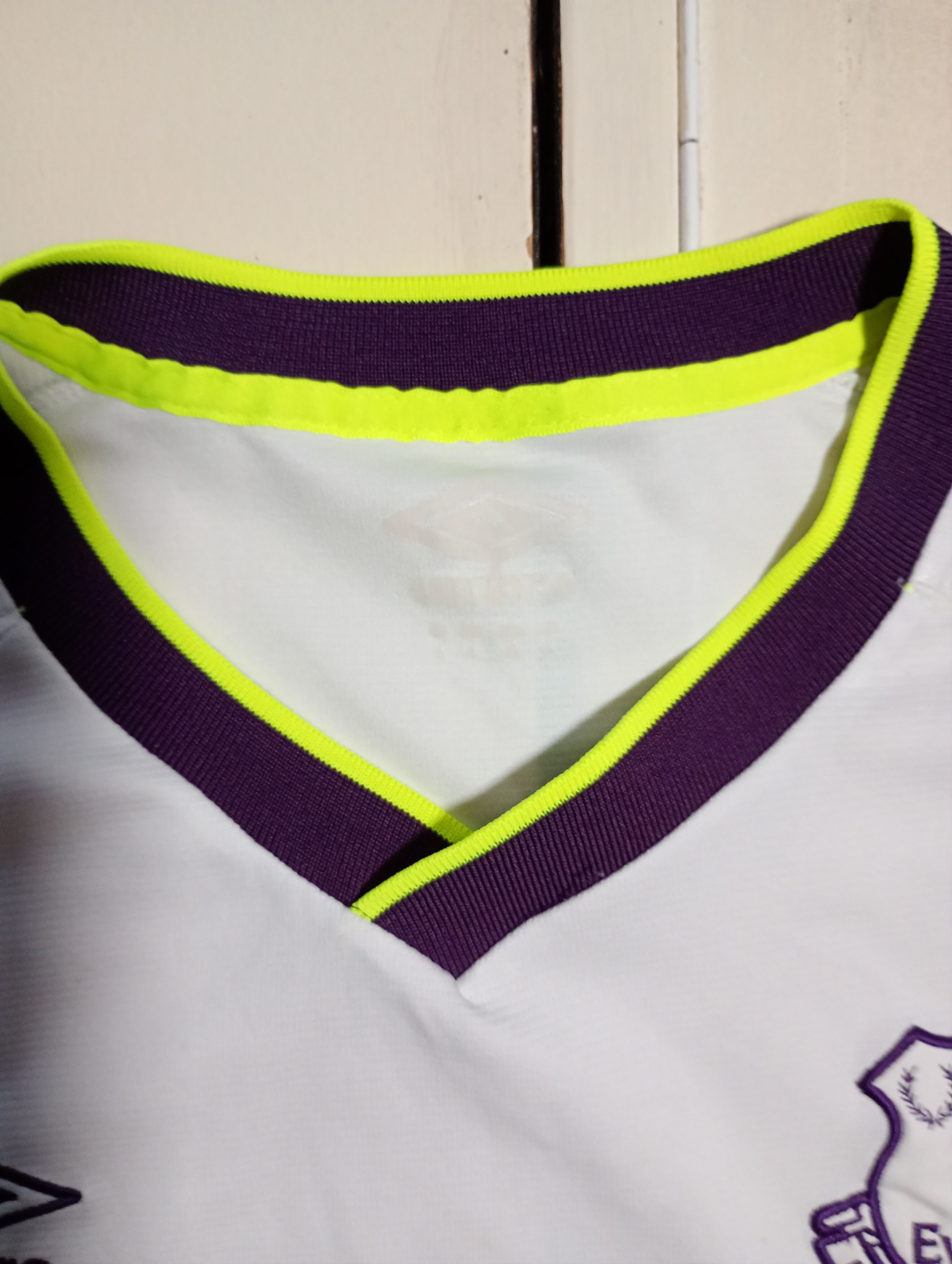 Umbro Umbro Everton Third Jersey 2016-2017 Size US L / EU 52-54 / 3 - 7 Thumbnail