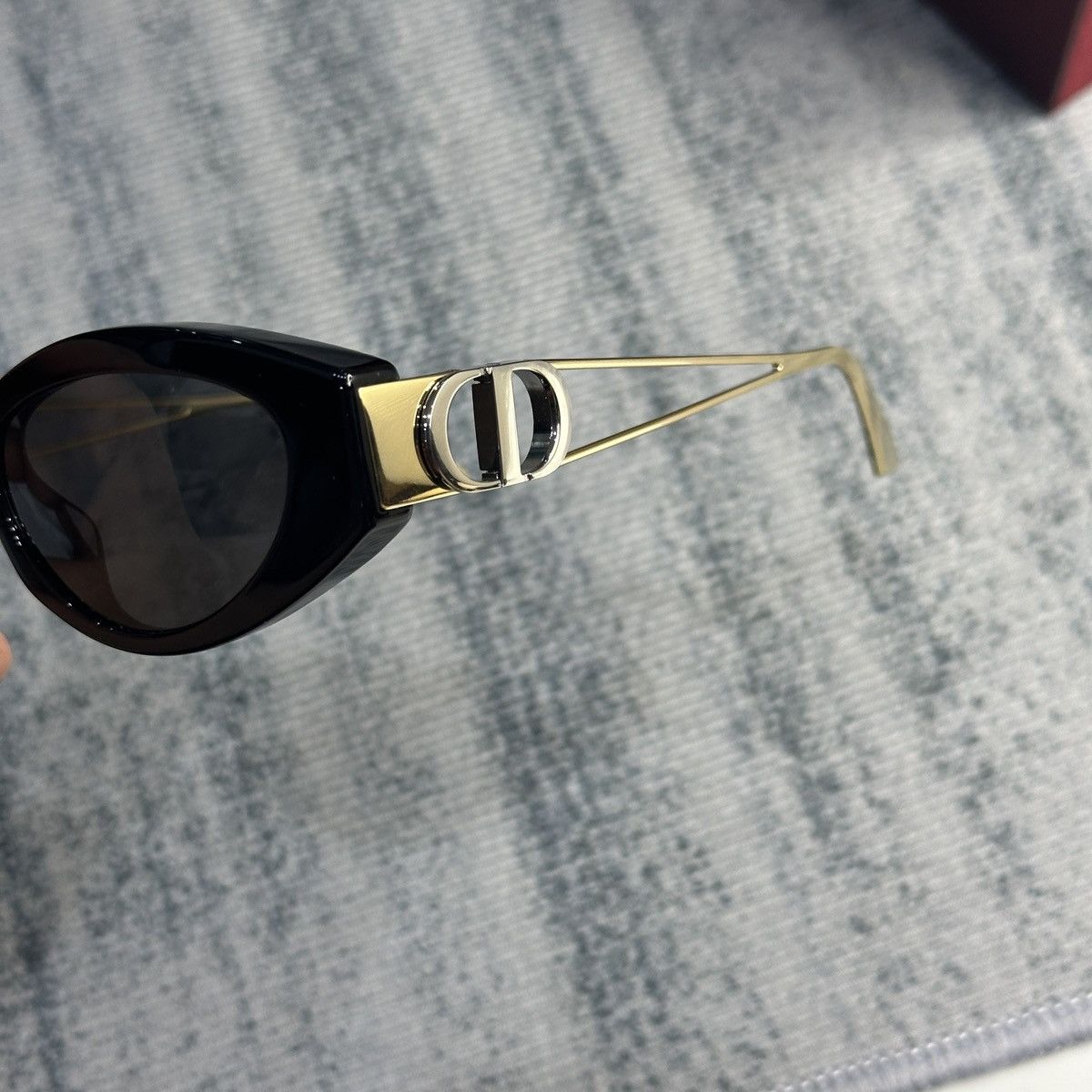 Dior DIOR 30MONTAIGNE B6I 12A0 SUNGLASSES Size ONE SIZE - 4 Thumbnail
