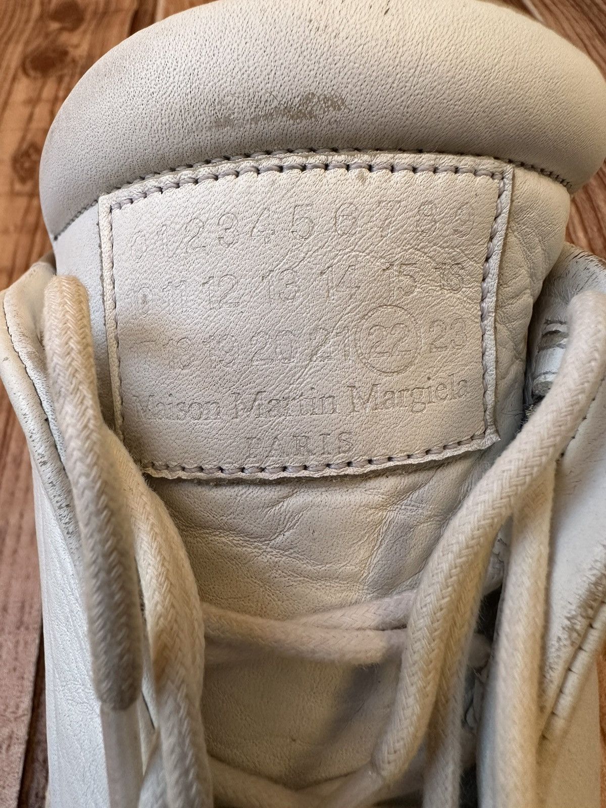 Maison Margiela Maison Margiela Futures White Leather Lowtops Size US 9 / EU 42 - 19 Thumbnail