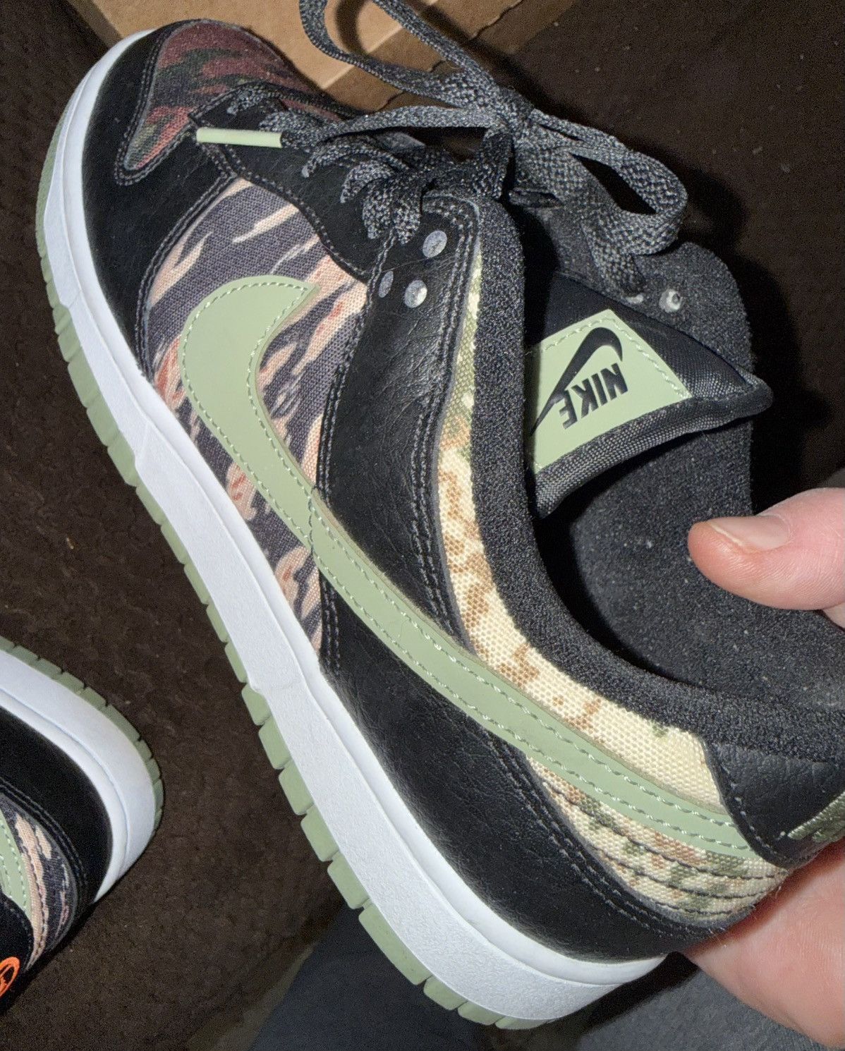 Nike Nike Dunk Low SE Black Multi Camo “Crazy Camo” sz9m VNDS!! Size US 9 / EU 42 - 6 Thumbnail