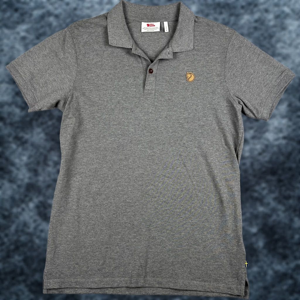 Vintage Fjällräven Ovik Polo Short Sleeve Shirt Medium Mens Grey Cotton Hiking Outdoors Shirt Size US M / EU 48-50 / 2 - 1 Thumbnail