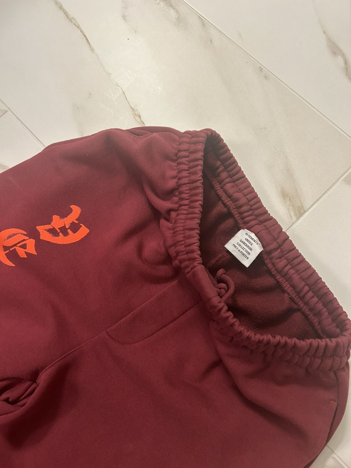 Vetements Vetements anarchy logo sweatpants joggers size xs Size US 33 - 2 Thumbnail