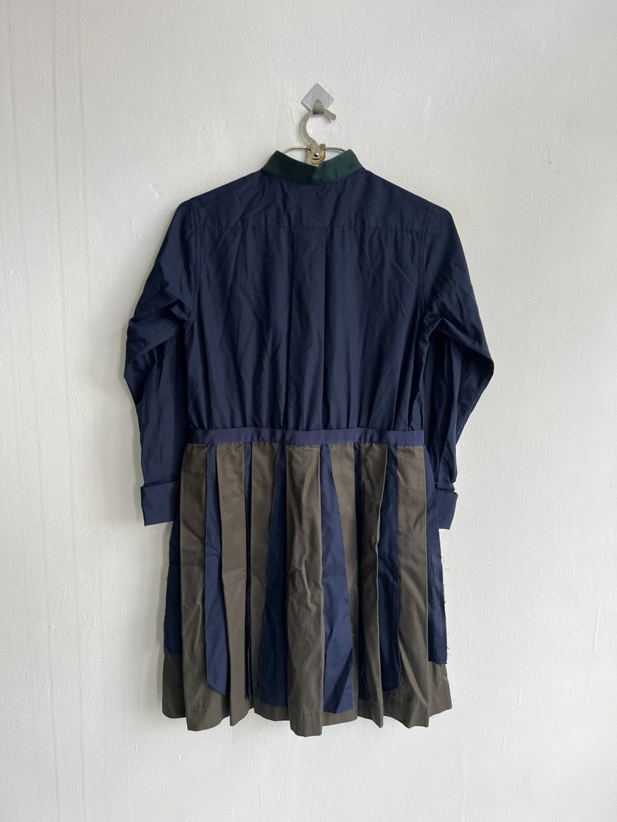 Sacai PROTOTYPE FW21 Sacai Pleated Docking Bib Hybrid Overshirt Size US M / EU 48-50 / 2 - 8 Thumbnail