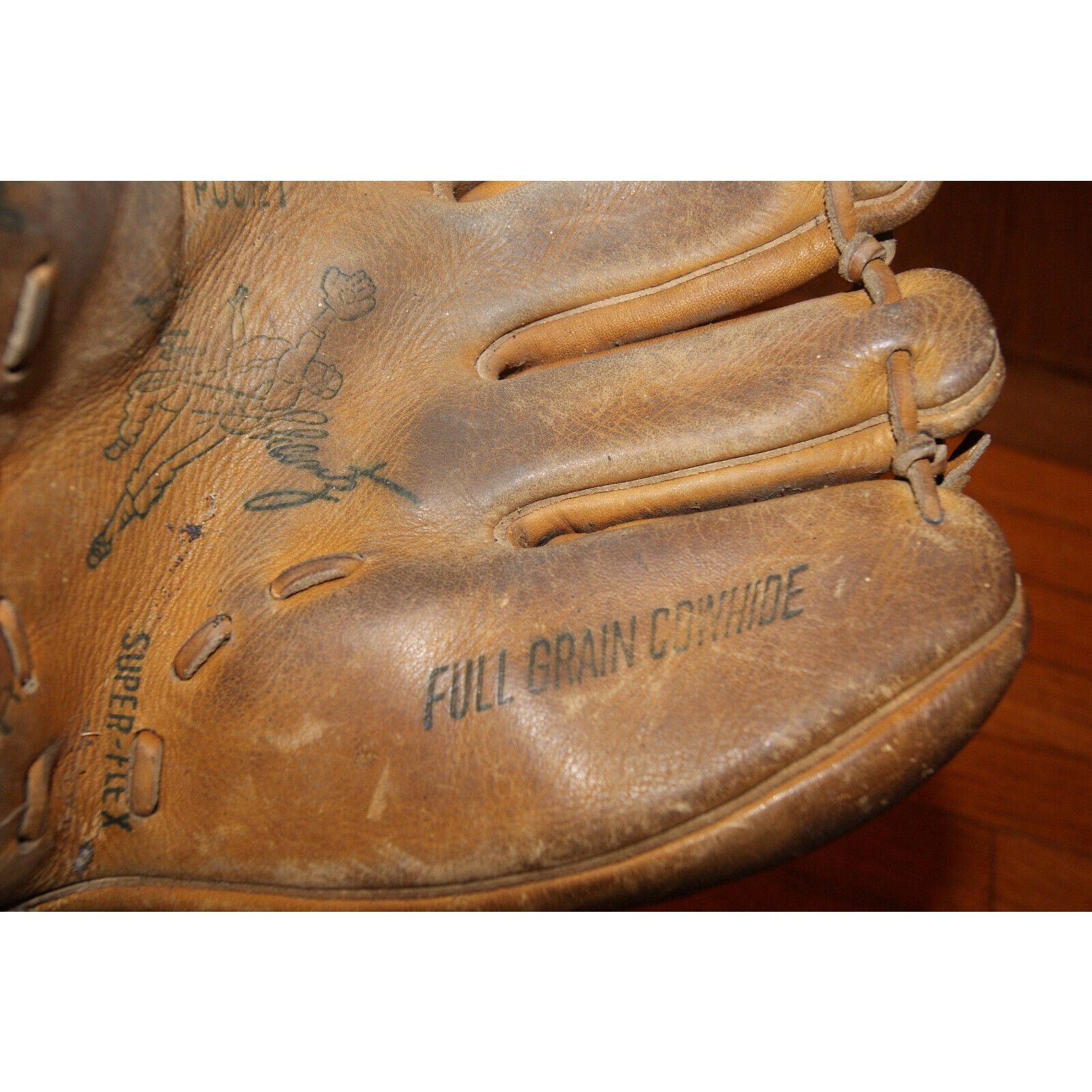 Other VTG Regent 1960s Leather Baseball Glove BG231 RT Hand Throw Size ONE SIZE - 5 Thumbnail