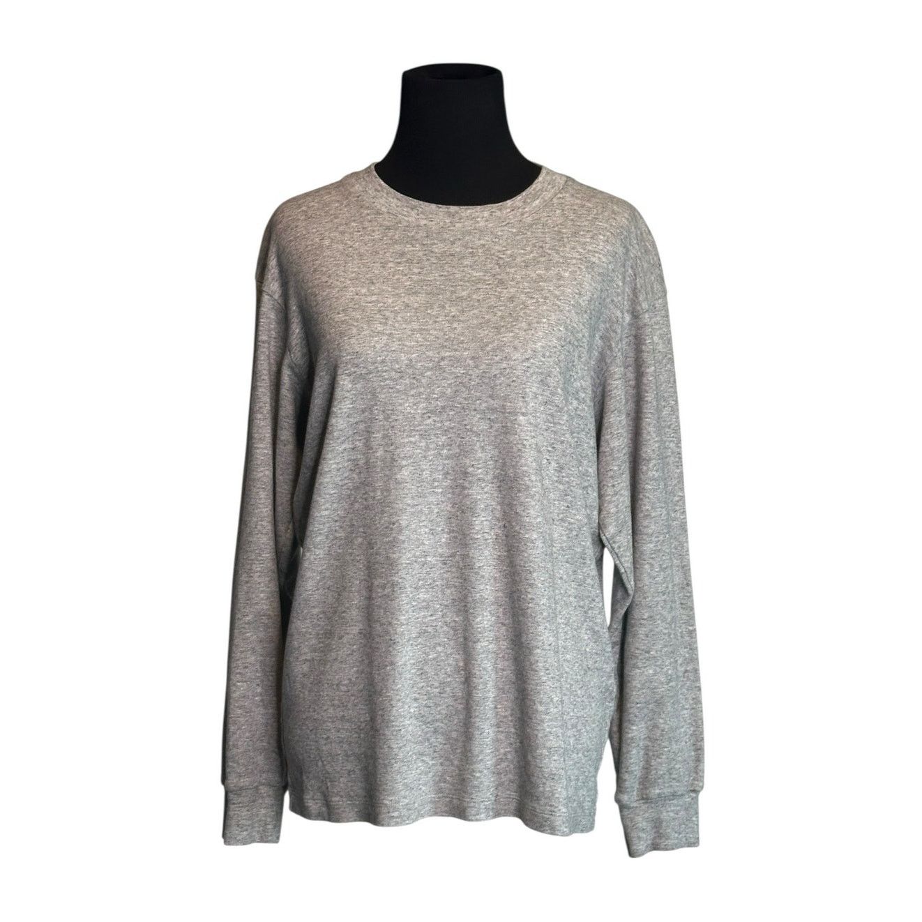 Uniqlo Uniqlo gray long sleeves tee size Medium Size M / US 6-8 / IT 42-44 - 1 Thumbnail