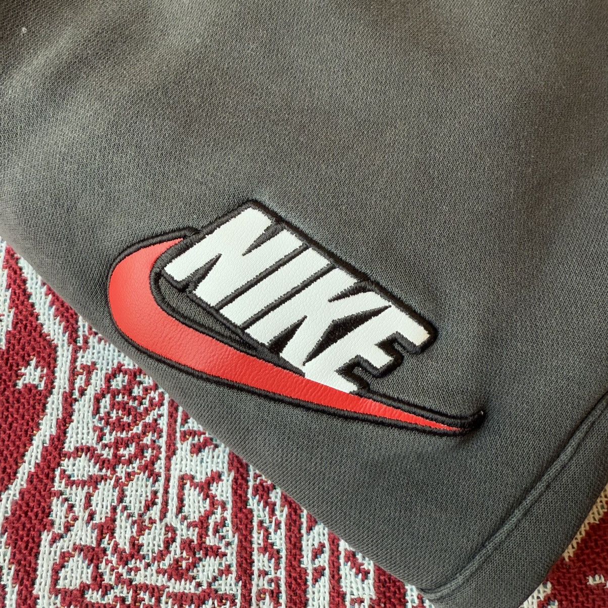 Nike × Supreme Used FW18 Supreme Nike Sweatpant Black Size L Vintage Size US 36 / EU 52 - 3 Thumbnail